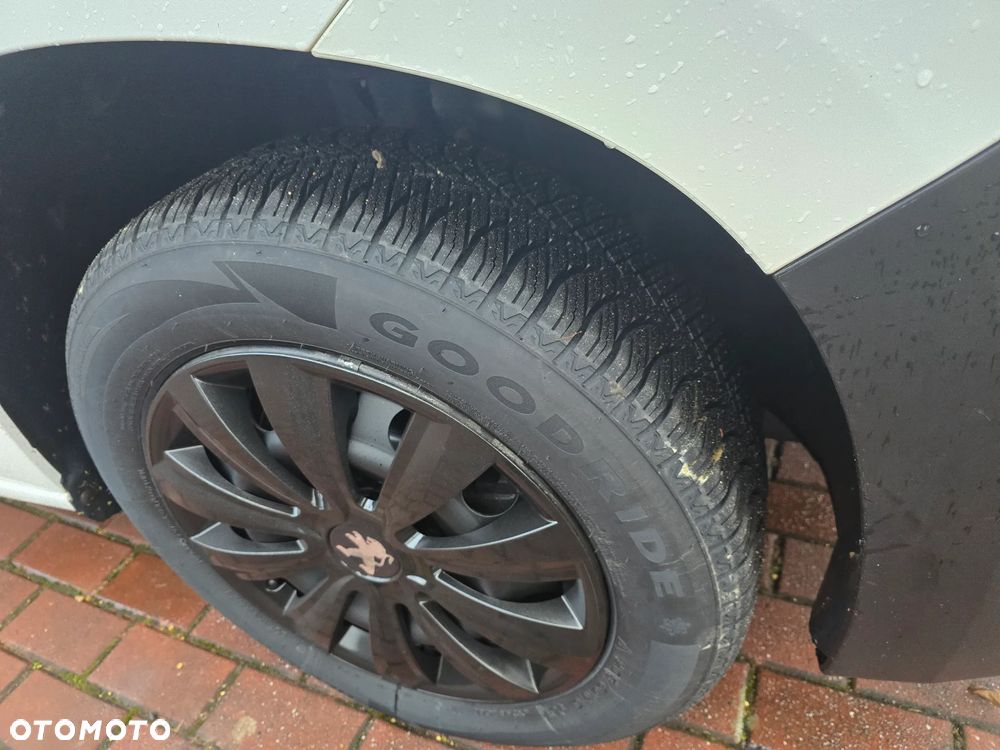 Peugeot Partner - 25