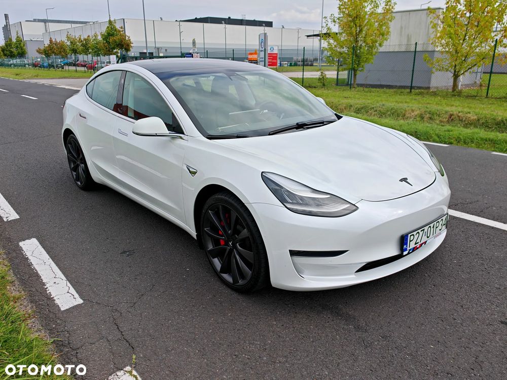 Tesla Model 3 - 2