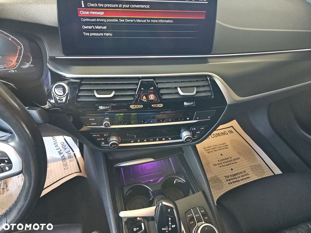 BMW Seria 5 530i xDrive mHEV M Sport sport - 19