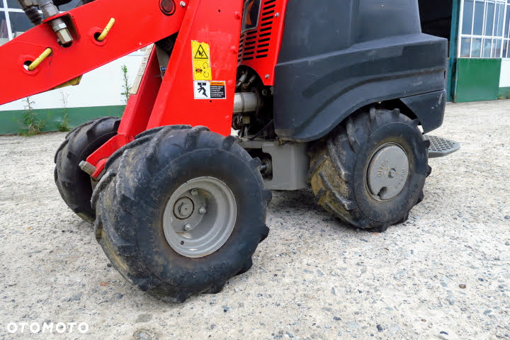 Ditch Witch Zahn R300 - 15