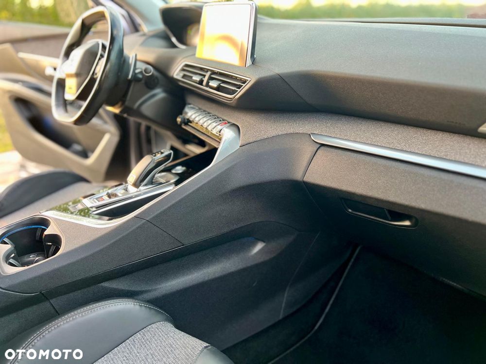 Peugeot 5008 1.6 THP Allure S&S EAT6 - 28