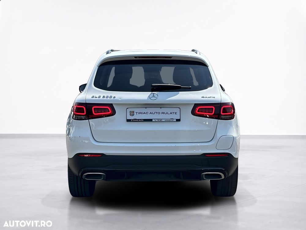 Mercedes-Benz GLC 300 e 4MATIC - 5