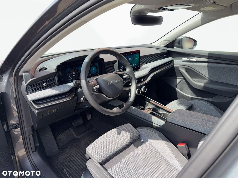 Skoda Superb - 11