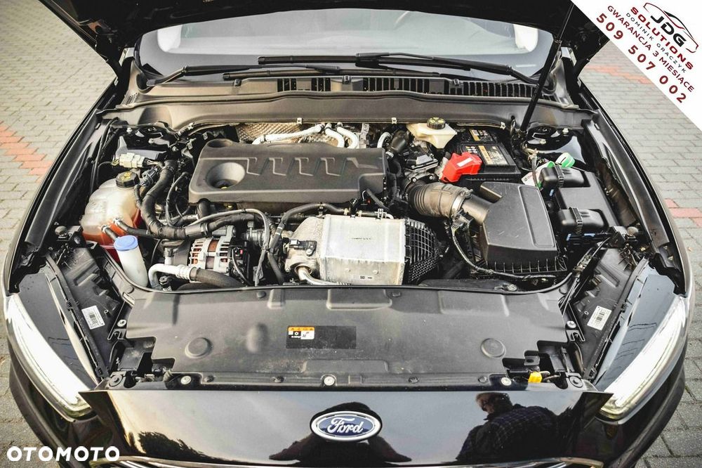 Ford Mondeo - 35