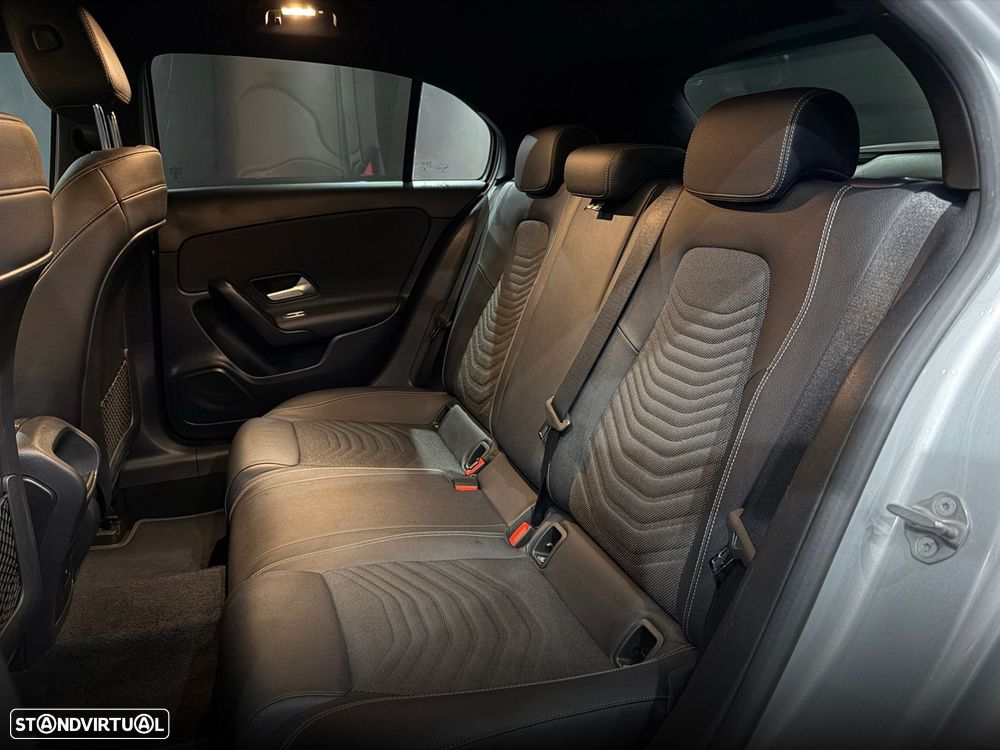 Mercedes-Benz A 250 - 31