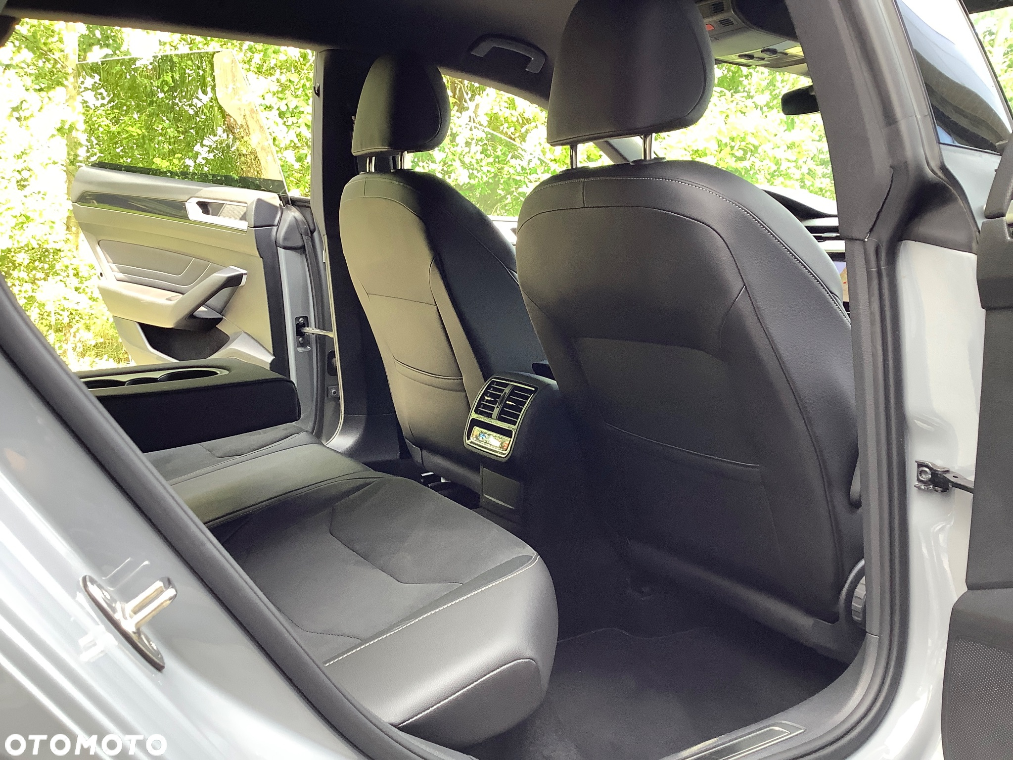 Volkswagen Arteon Shooting Brake 2.0 TDI SCR 4Motion DSG R-Line - 26