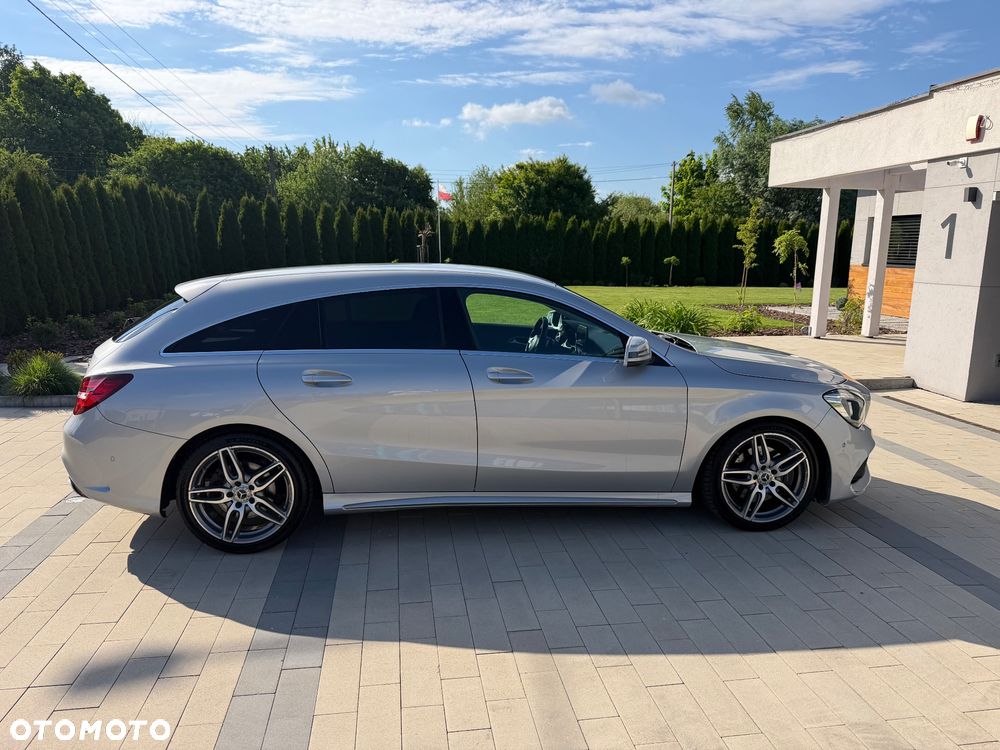 Mercedes-Benz CLA 220 d 4-Matic AMG Line - 4