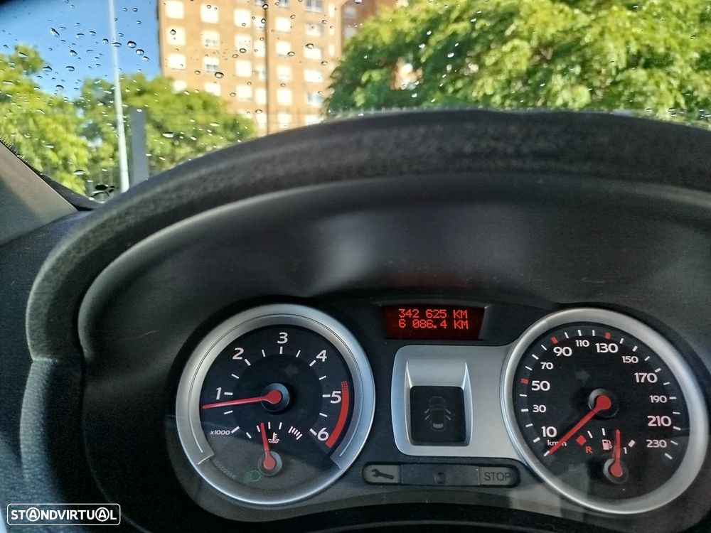 Renault Clio Break 1.5 dCi Dynamique - 9