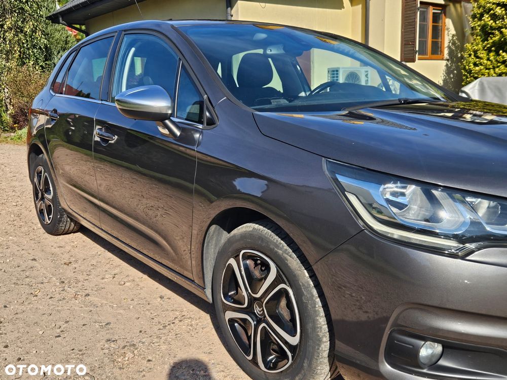 Citroen C4 2016 photo 4