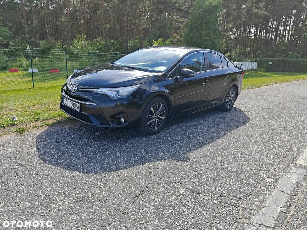 Toyota Avensis 1.8 Active - 3