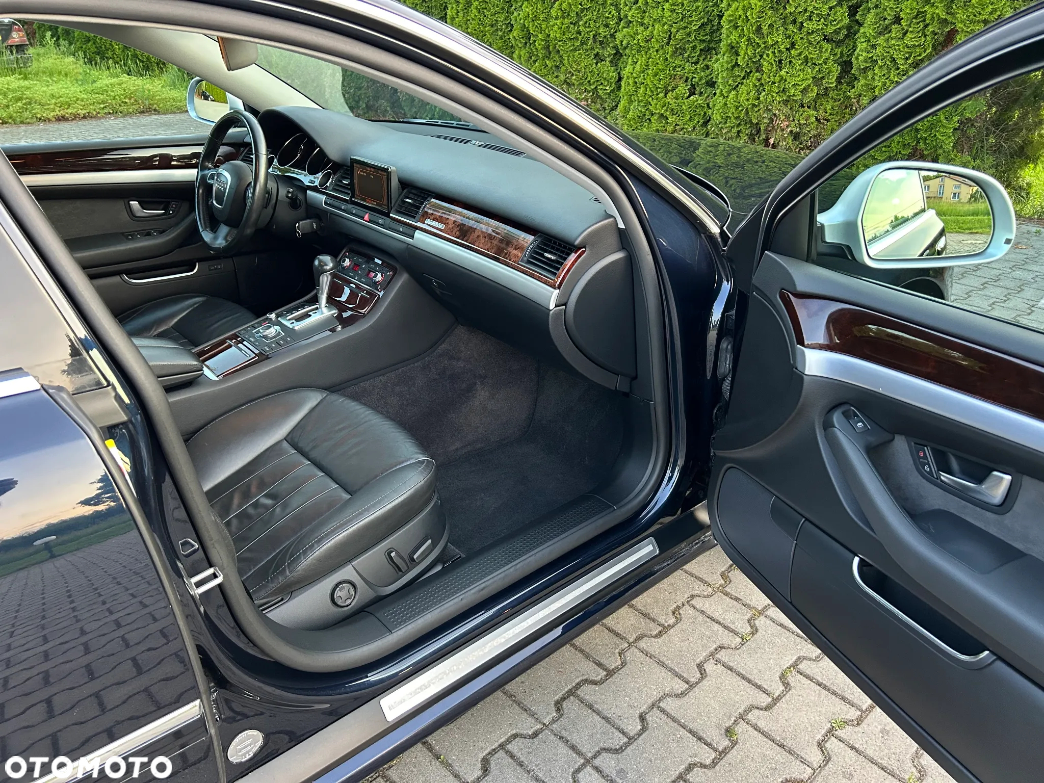 Audi A8 4.2 FSI L Quattro - 24