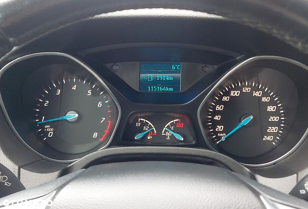 Ford Focus - 23