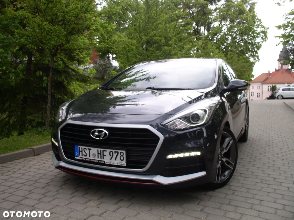 Hyundai i30 1.6 GDI Turbo Luxury - 28