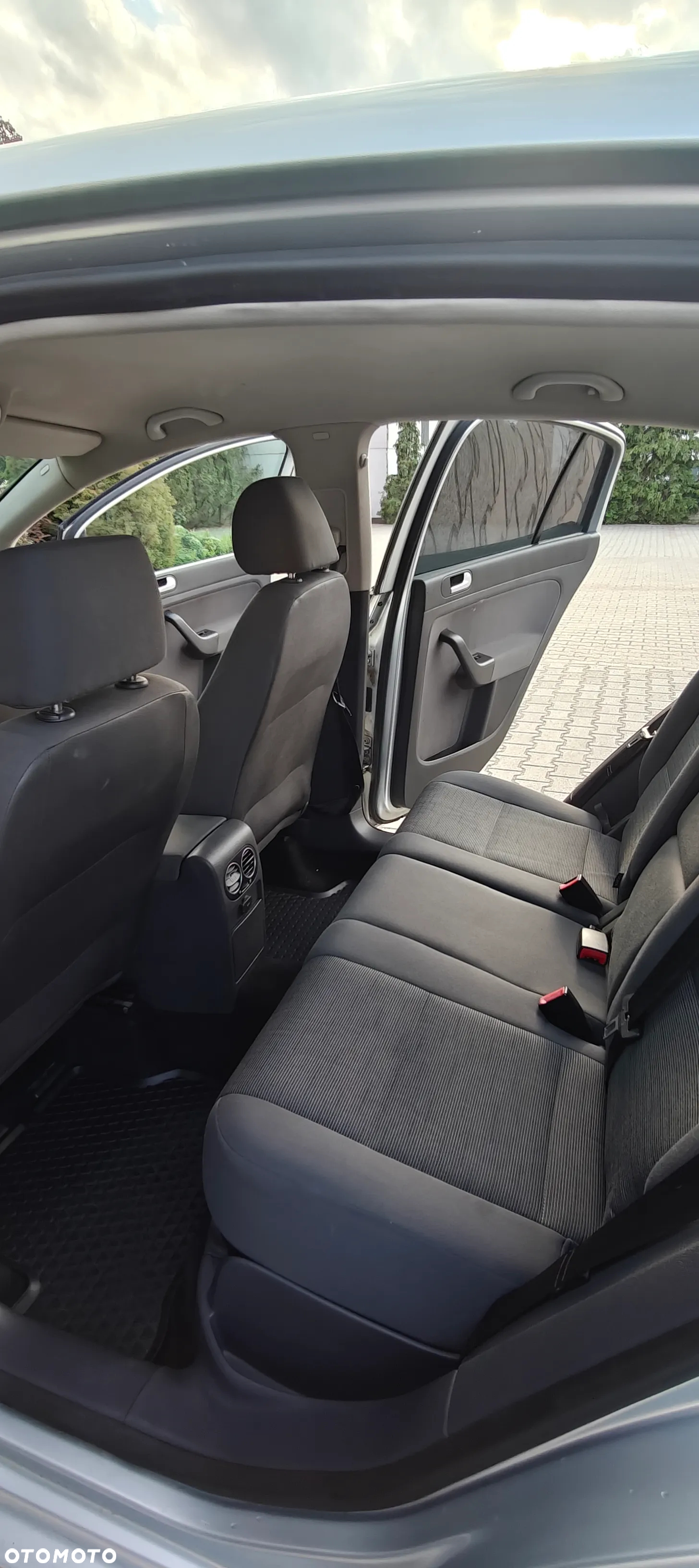 Volkswagen Golf Plus - 10