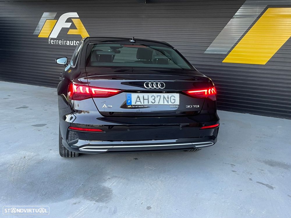 Audi A3 Limousine 30 TDI Design - 5