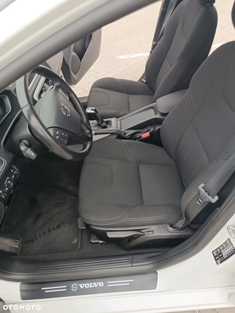 Volvo V40 D2 Drive-E Summum - 13