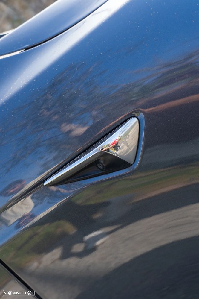 Tesla Model S P100D - 2