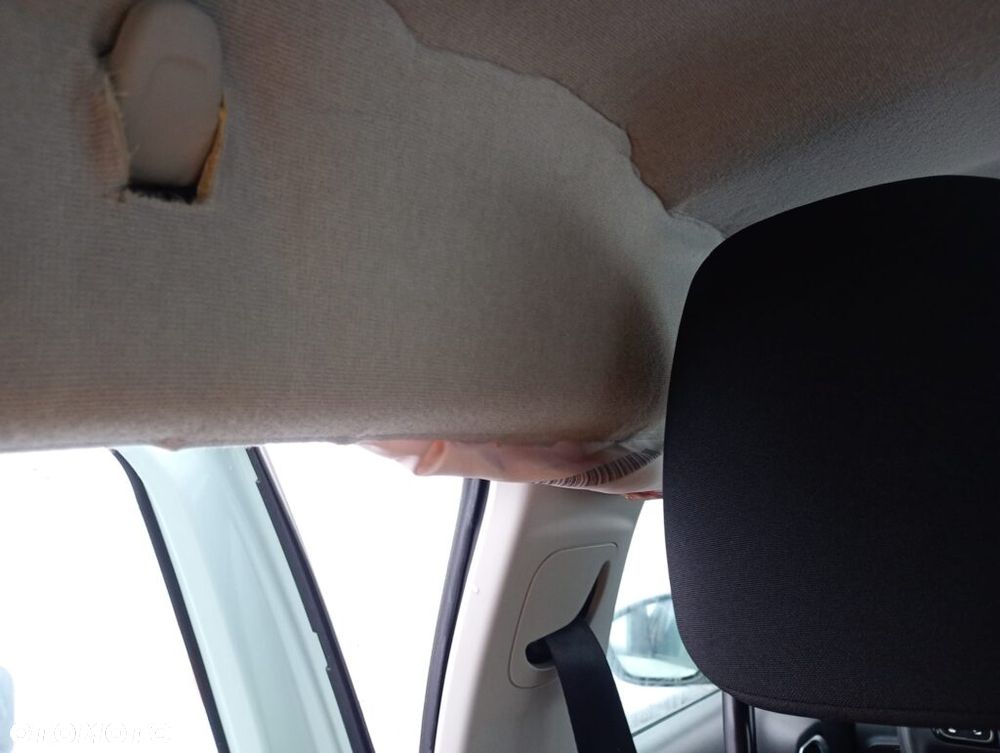 Citroën C3 Pure Tech 82 SHINE - 12