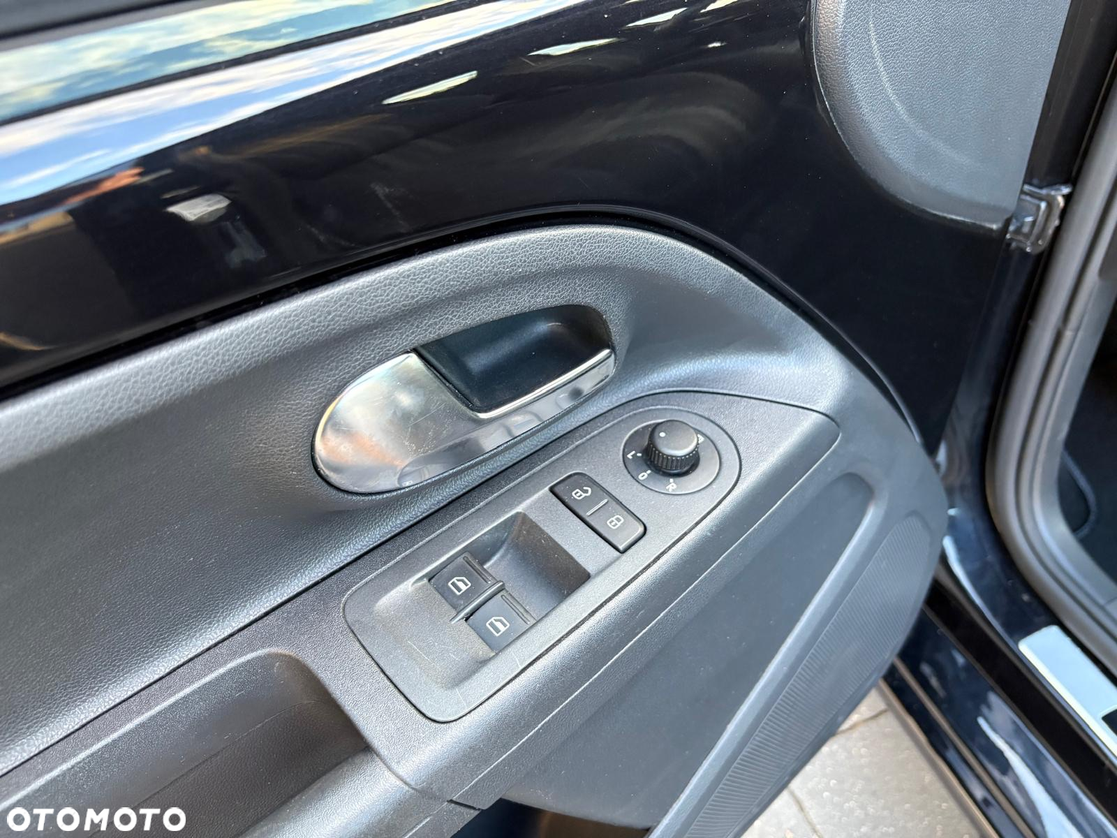 Volkswagen up! 1.0 United - 22