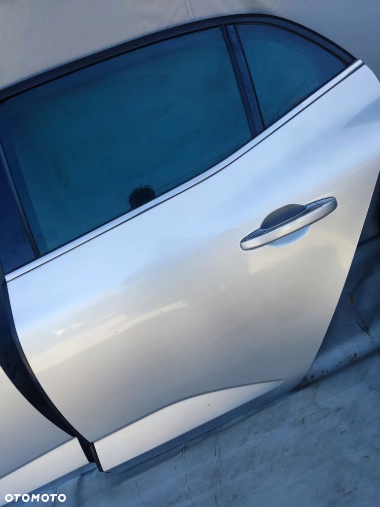 RENAULT MEGANE IV DRZWI LEWE PRZEDNIE TYLNE - 3