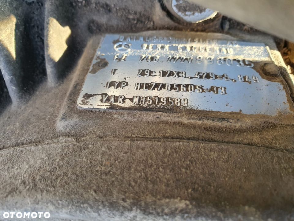 TYLNY MOST MERCEDES AXOR HL7 056DS-13 3,429= 5,849 29:17 - 7