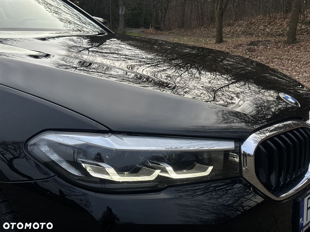 BMW Seria 5 518d mHEV Luxury Line - 14