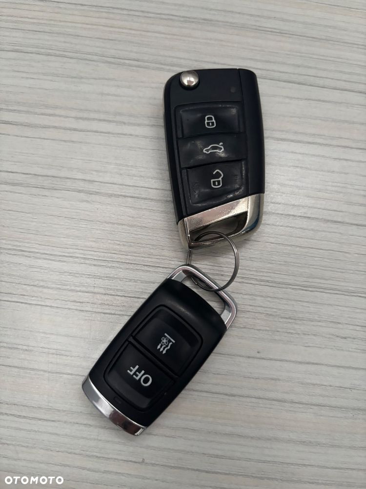 Volkswagen Golf VII 2.0 TSI BMT GTI Performance DSG - 11