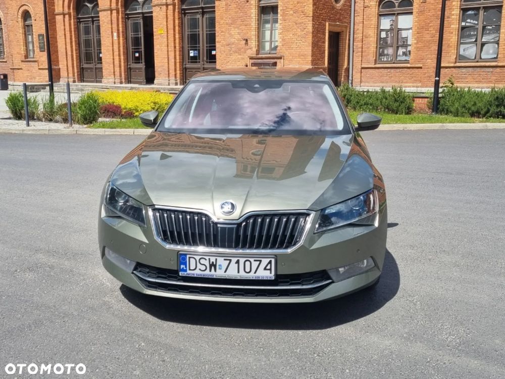 Skoda Superb 2.0 TSI L&K DSG - 13