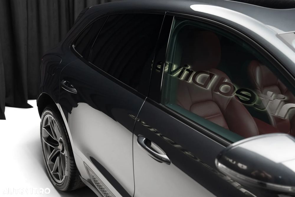 Porsche Macan S - 5