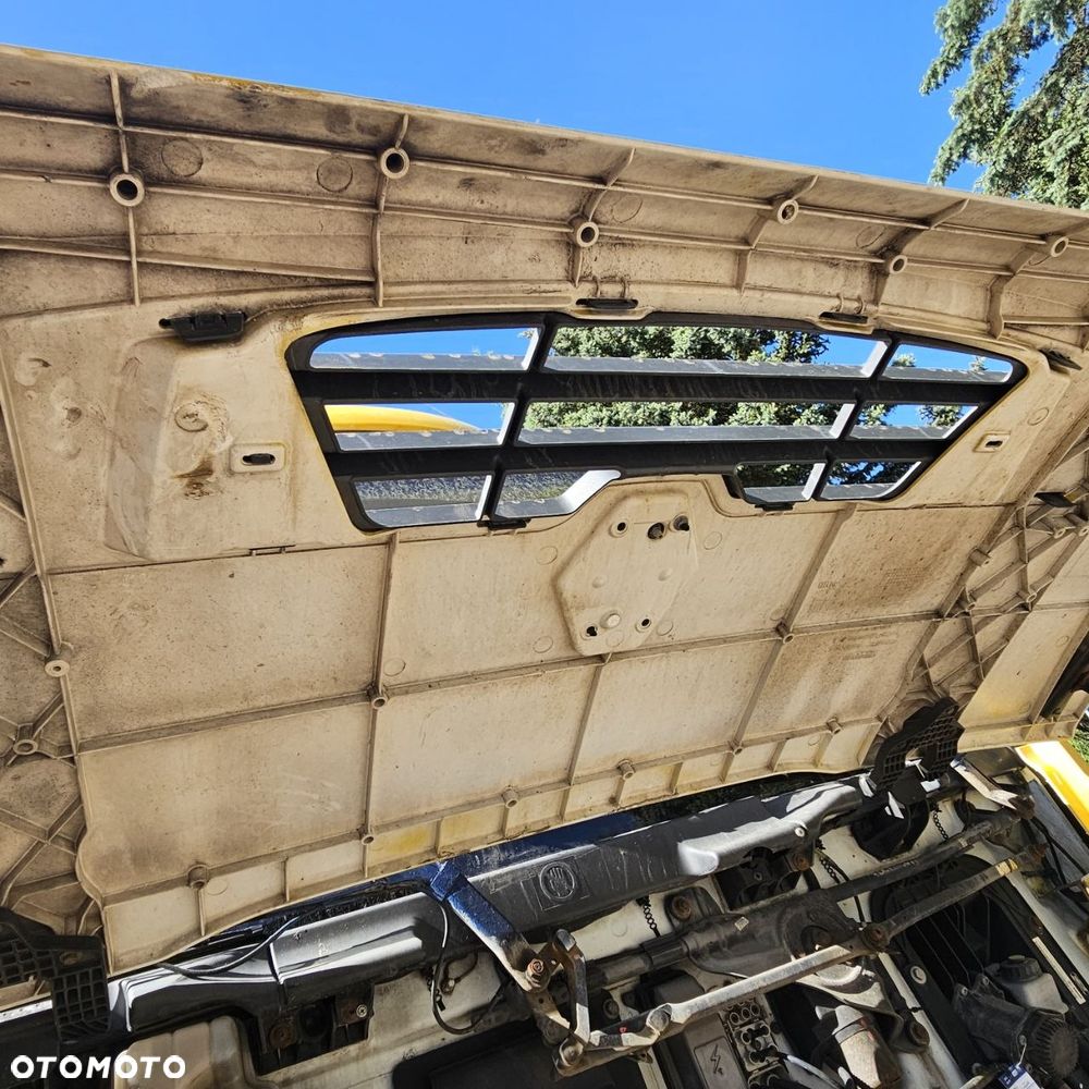 Atrapa maski / grill  / RENAULT MIDLUM - 2