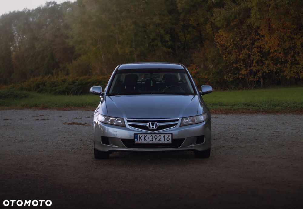 Honda Accord 2006 photo 2