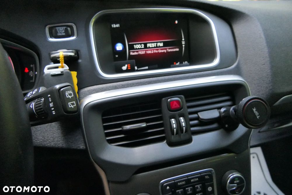 Volvo V40 D4 Summum - 23