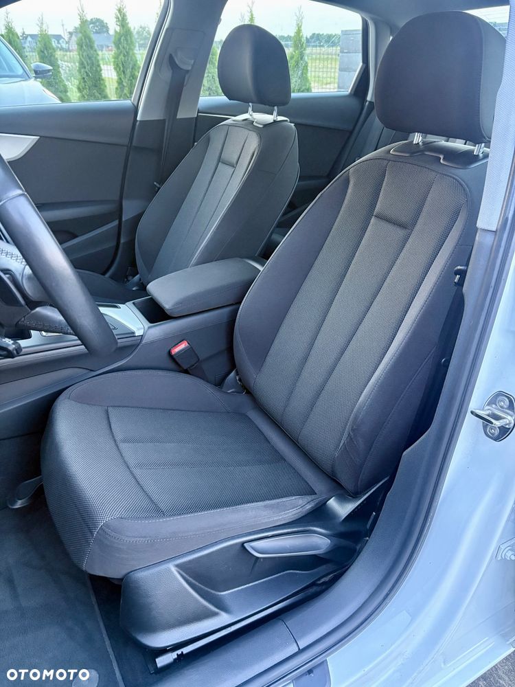Audi A4 Limousine 35 TFSI S tronic - 14
