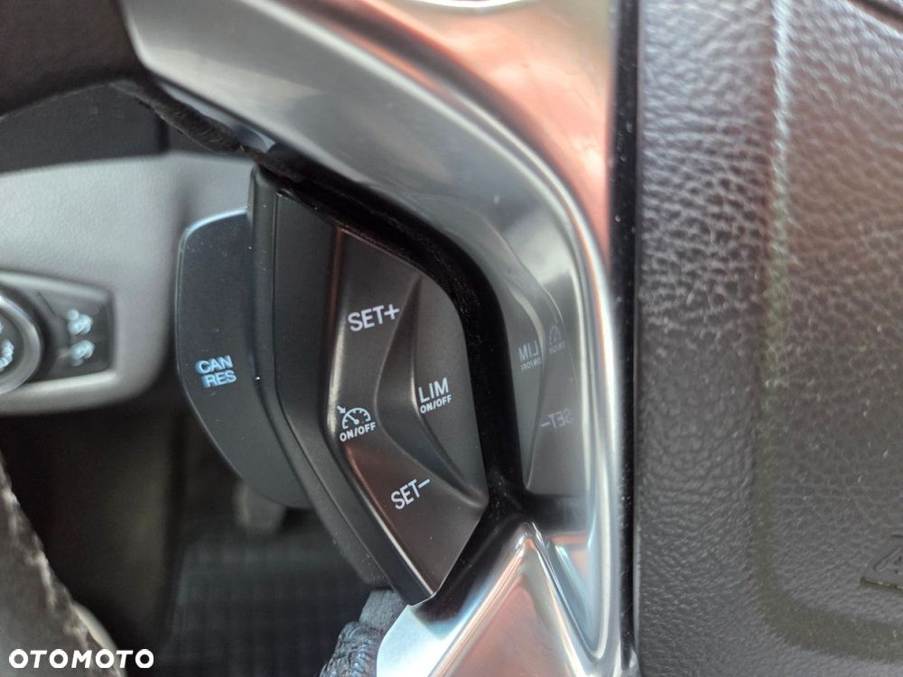 Ford Tourneo Connect - 22