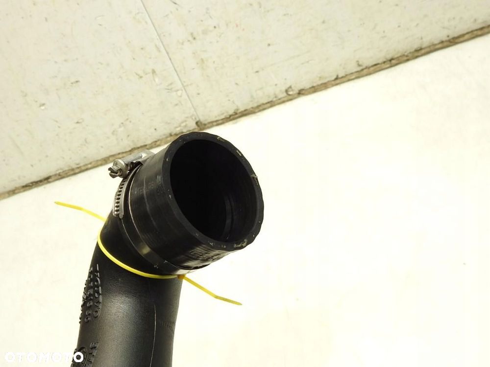 WĄŻ RURA POWIETRZA VOLVO XC60 I 2.4 D5 30751920 - 3