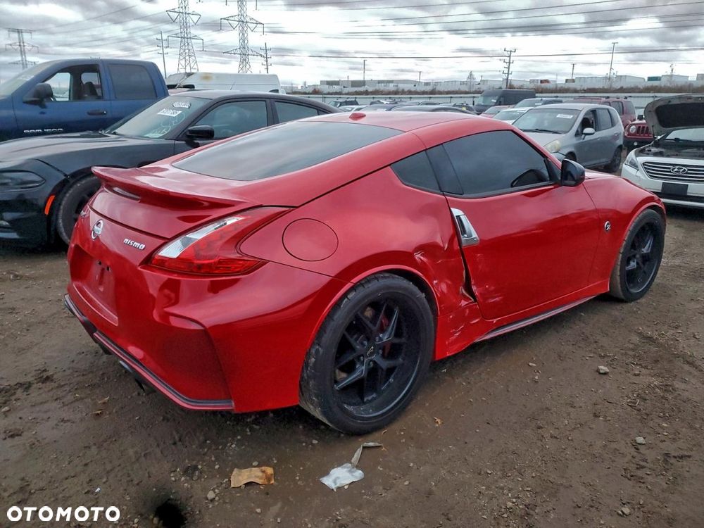 Nissan 370 Z - 3