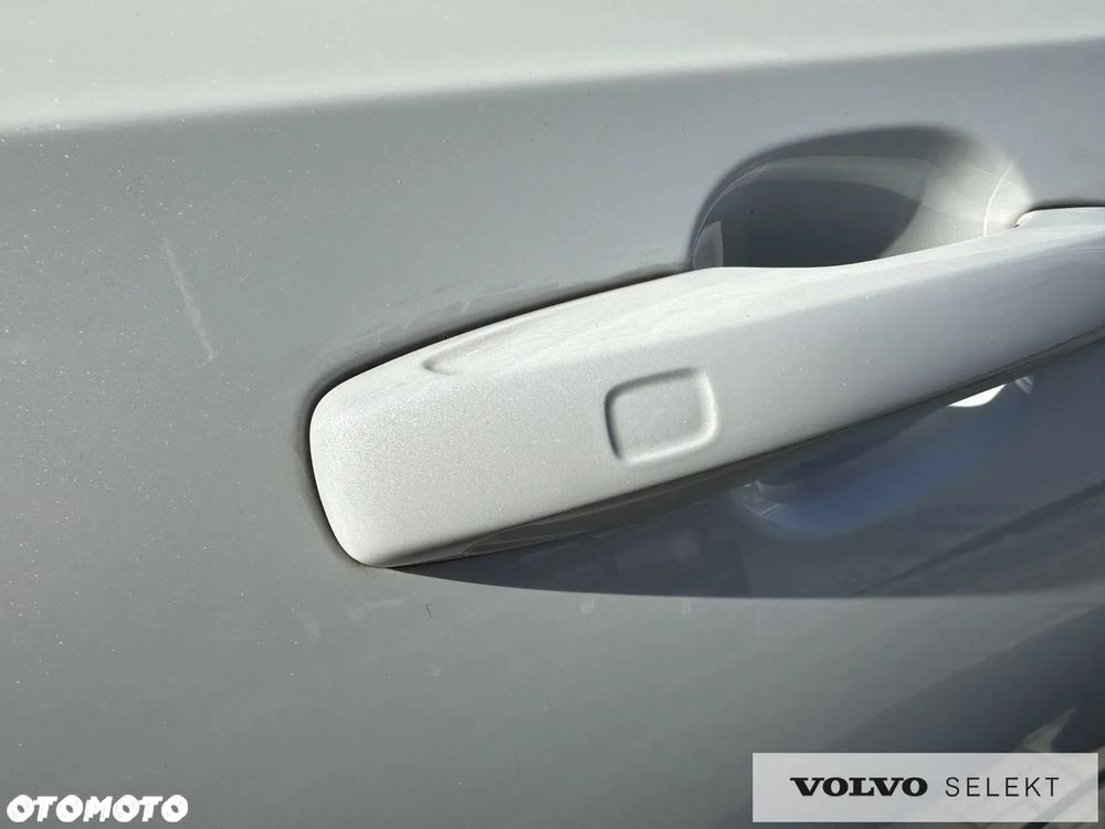 Volvo V90 Cross Country B5 B AWD Ultimate - 13