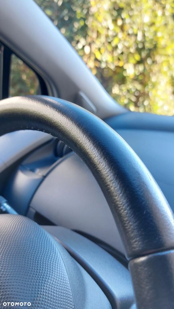 Toyota Yaris 1.0 Sol - 21