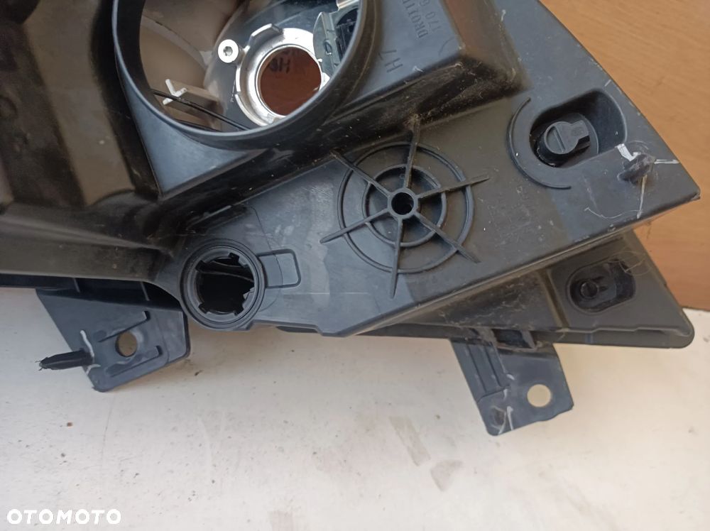 Renault Master III Opel Movano III 10- Lampa przednia prawa 1LR01011721 - 8