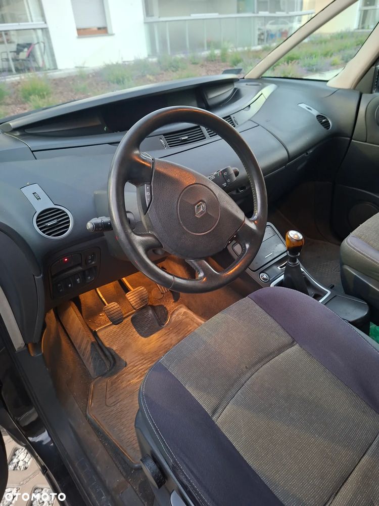 Renault Espace 2.0 dCi Impulsion - 4