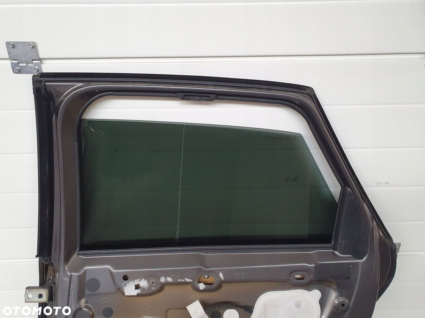 DRZWI PRAWY TYŁ SZYBA KOMPLETNE CITROEN C4 PICASSO II - 9