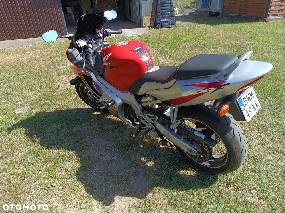 Honda CBR - 13