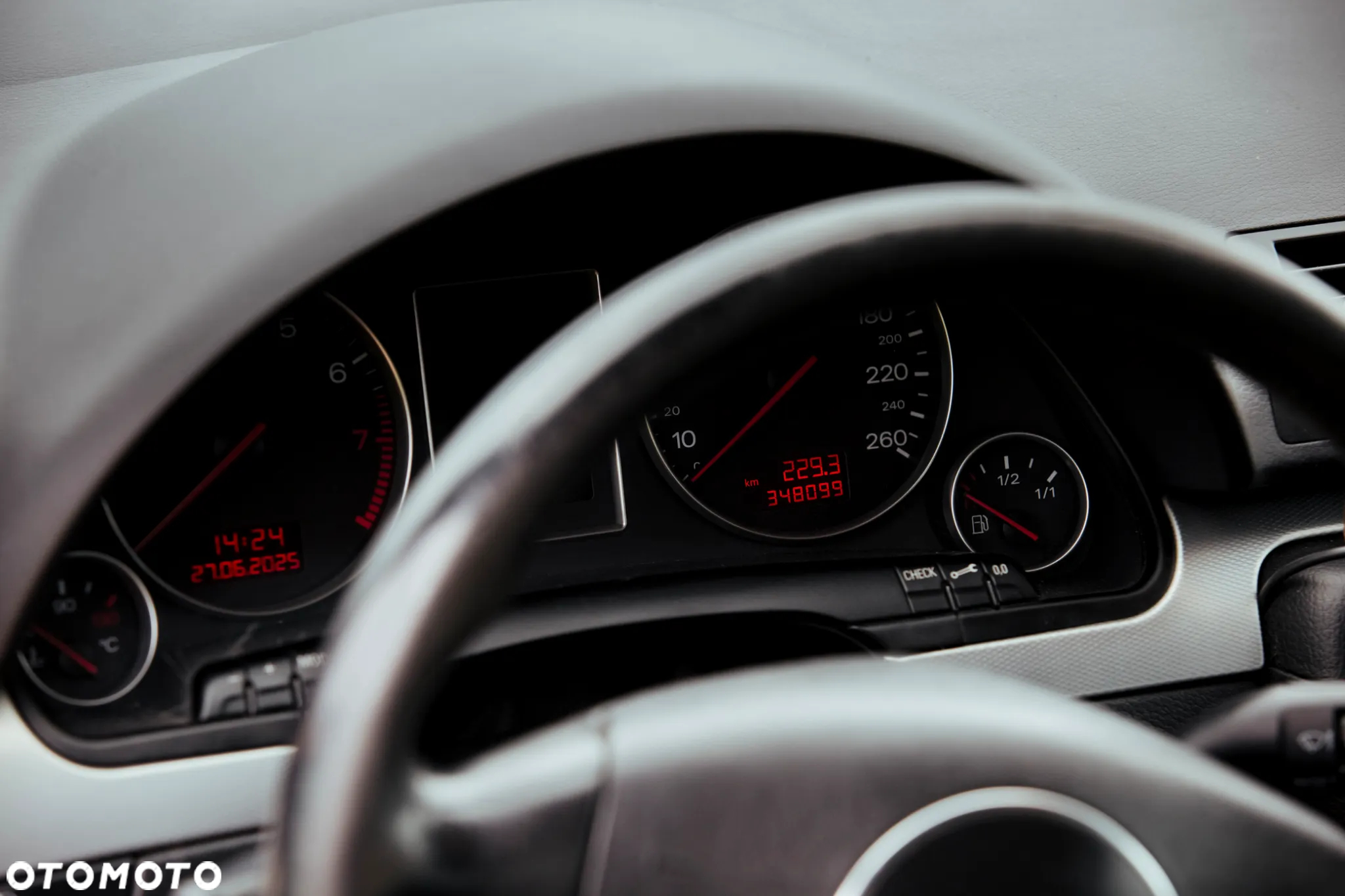 Audi A4 Avant 1.8T Quattro - 8