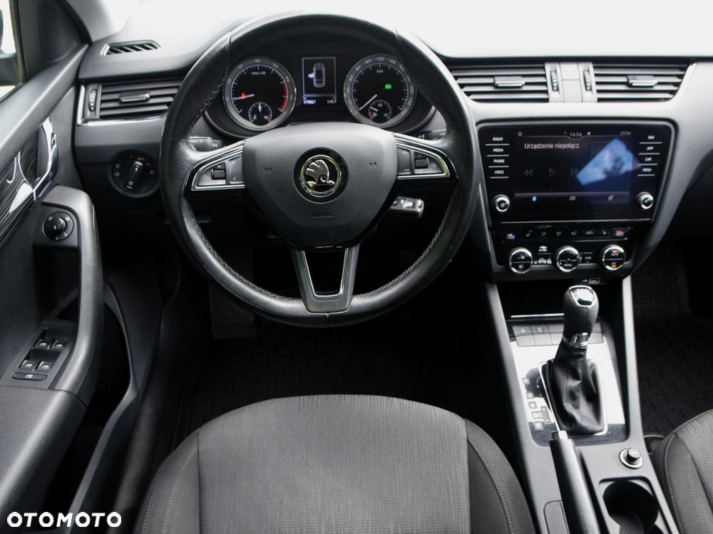 Skoda Octavia 1.5 TSI ACT Style DSG - 19