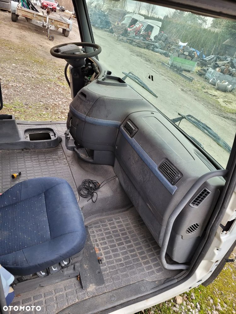 Kabina VOLVO Fh12 - 6