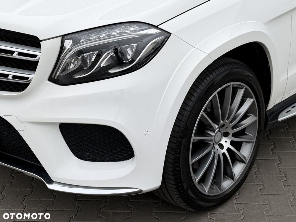 Mercedes-Benz GLS 350 d 4-Matic - 11
