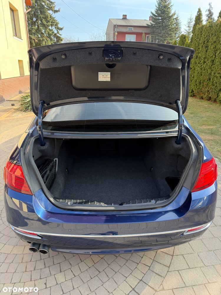 BMW Seria 5 520d Efficient Dynamics Edition - 25