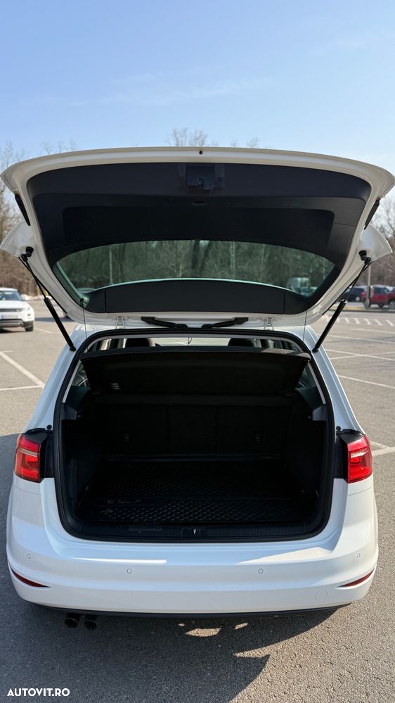 Volkswagen Golf Sportsvan 2.0 TDI BlueMotion Technology DSG Lounge - 16