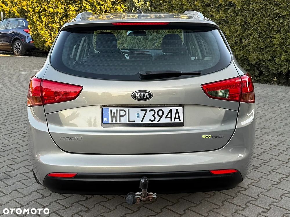 Kia Ceed 1.6 GDI XL - 10