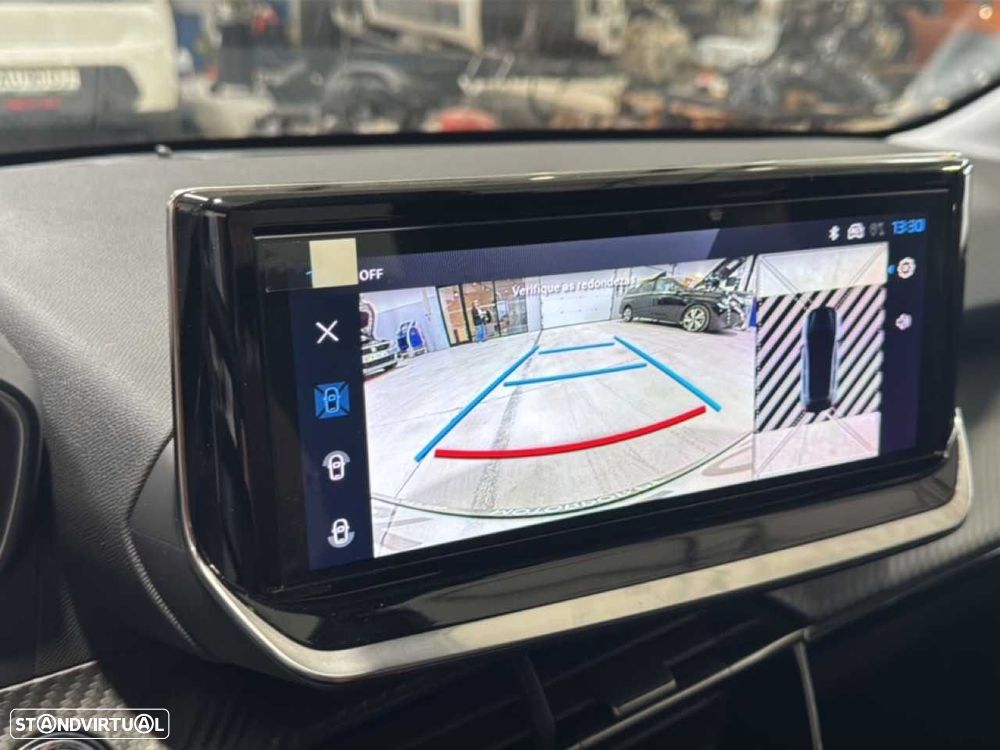 Peugeot 208 1.2 PureTech Allure - 22